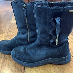 Side Zip Ugg Boot Size 10